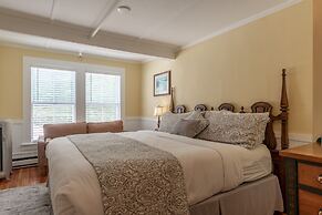 Cranmore Mountain Lodge Bed & Breakfast