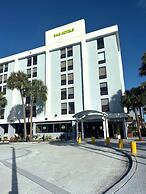 B&B Hotel Miami Airport