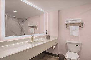 B&B Hotel Miami Airport