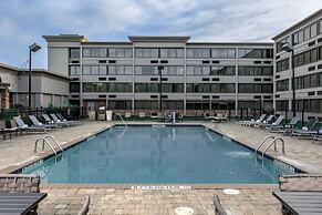 DoubleTree by Hilton Greensboro Airport