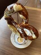 DoubleTree by Hilton Greensboro Airport