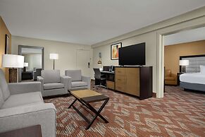 DoubleTree by Hilton Greensboro Airport