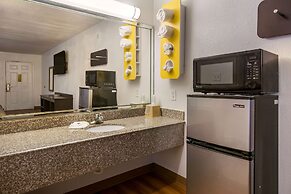 Motel 6 Freeport, TX