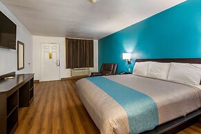 Motel 6 Freeport, TX