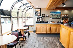 Salida Inn & Monarch Suites