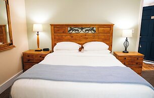 Salida Inn & Monarch Suites
