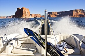 Lake Powell Resort