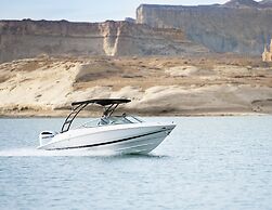 Lake Powell Resort