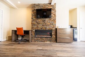 Days Inn by Wyndham Monterey Downtown