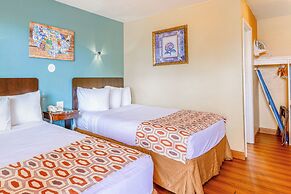 Hotel Avenida - Oceanside Camp Pendleton