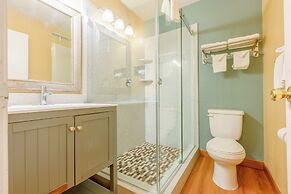 Hotel Avenida - Oceanside Camp Pendleton