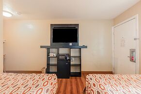 Hotel Avenida - Oceanside Camp Pendleton