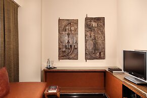 Gran Derby Suites Hotel, a Small Luxury Hotels of the World