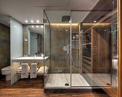 Gran Derby Suites Hotel, a Small Luxury Hotels of the World