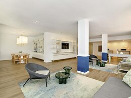 Mercure Cairns
