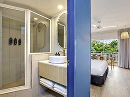 Mercure Cairns