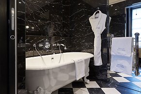 Pavillon de la Reine & Spa, Place des Vosges