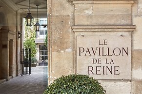 Pavillon de la Reine & Spa, Place des Vosges