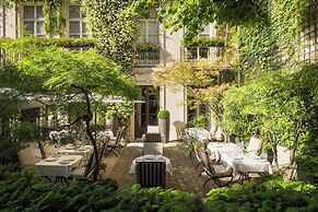 Pavillon de la Reine & Spa, Place des Vosges