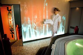 Pavillon de la Reine & Spa, Place des Vosges