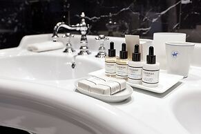 Pavillon de la Reine & Spa, Place des Vosges