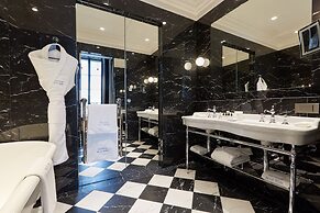 Pavillon de la Reine & Spa, Place des Vosges