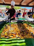 Los Angeles Locos - All Inclusive