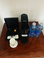 Los Angeles Locos - All Inclusive