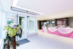 The Salisbury - YMCA of Hong Kong