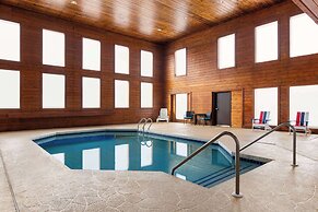 Ramada by Wyndham Richland Center