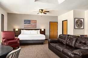 Ramada by Wyndham Richland Center