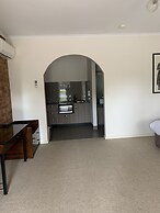 Federation Motel Resort