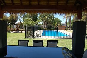 Federation Motel Resort