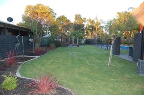 Federation Motel Resort