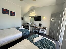 Rest Point Motor Inn