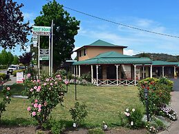 Rest Point Motor Inn