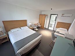 Spa Village Travel Inn