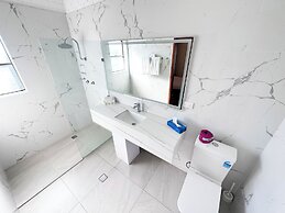 Spa Village Travel Inn