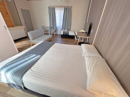 Spa Village Travel Inn