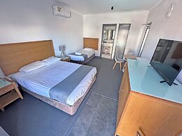 Spa Village Travel Inn