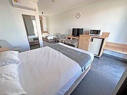 Spa Village Travel Inn