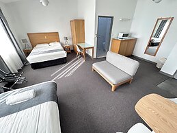 Spa Village Travel Inn