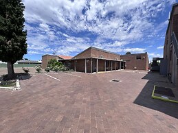 Spa Village Travel Inn