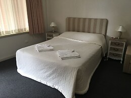 Town & Country Motel