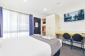 Acacia Motor Inn