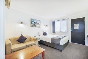 Acacia Motor Inn