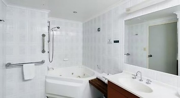 The Beach Motel Hervey Bay