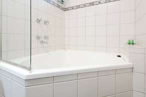 Colac Mid City Motor Inn