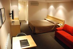 Richmond Henty Hotel