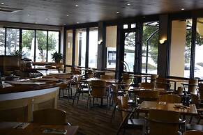 Richmond Henty Hotel